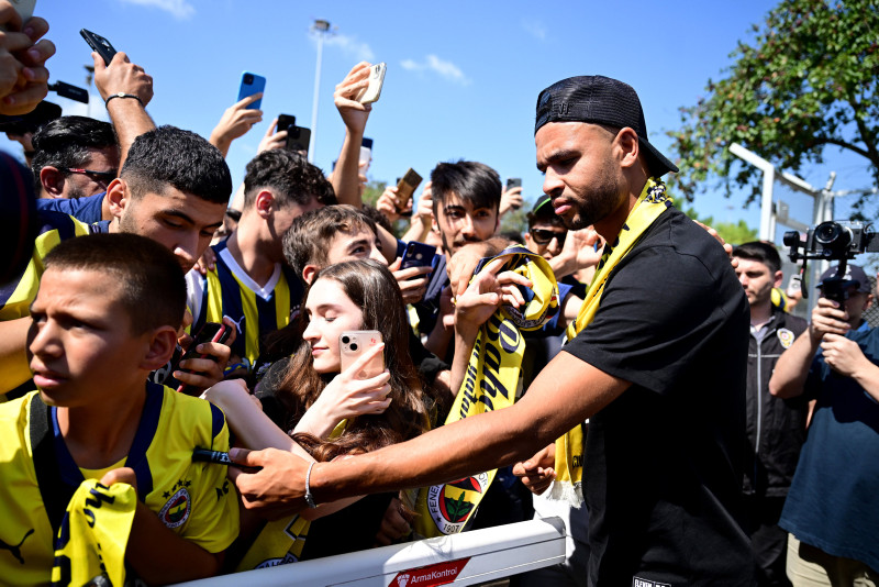 Fenerbahçe transferde kolları sıvadı! 6 yıldız listede