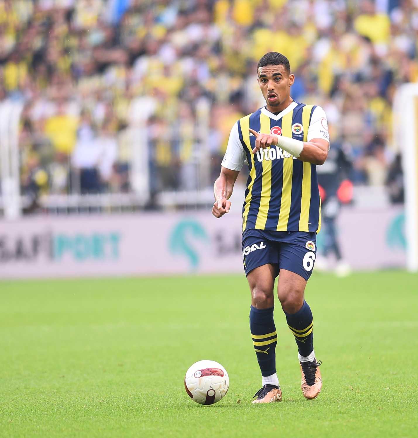 TRANSFER HABERİ | Fenerbahçe’den flaş Alexander Djiku kararı! İşte bonservis bedeli