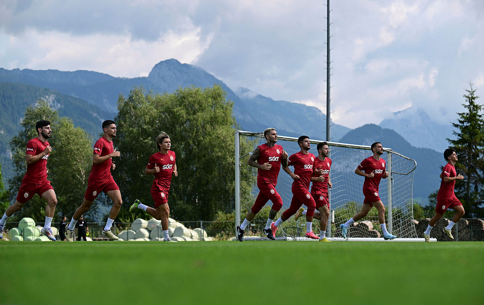 Galatasaray’da 4 isim yolcu! Okan Buruk’un planlarında yoklar