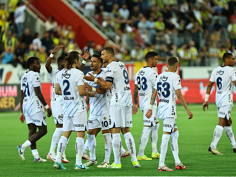 Fenerbahçe’de çifte ayrılık! İşte Jose Mourinho’nun raporu!