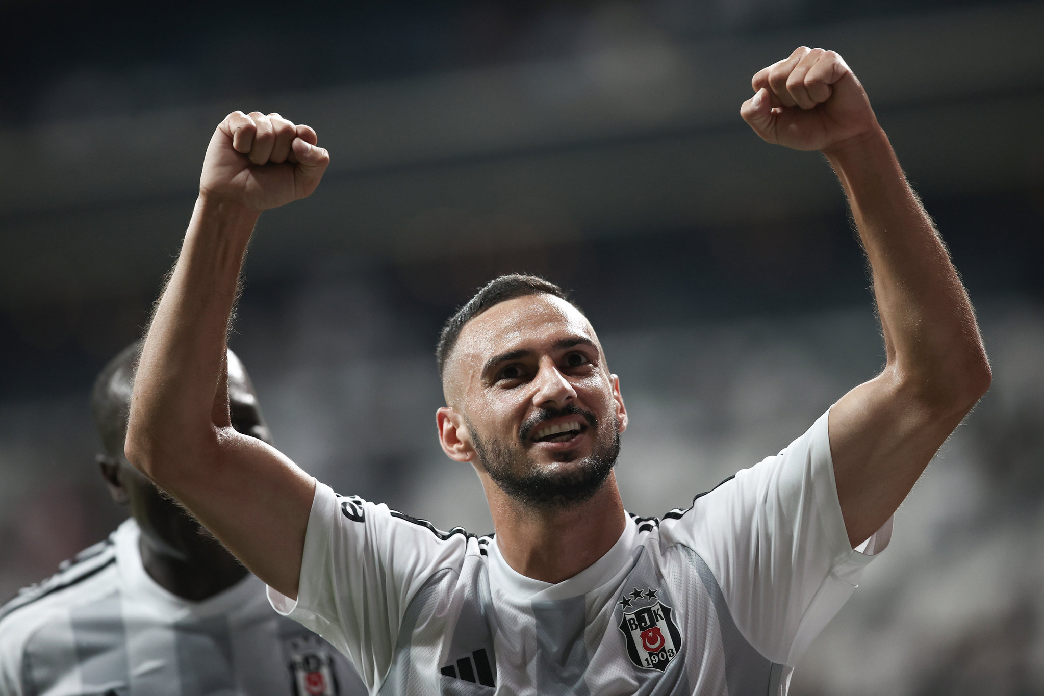 Beşiktaş’ta o isimle yollar ayrılıyor! İşte yeni takımı