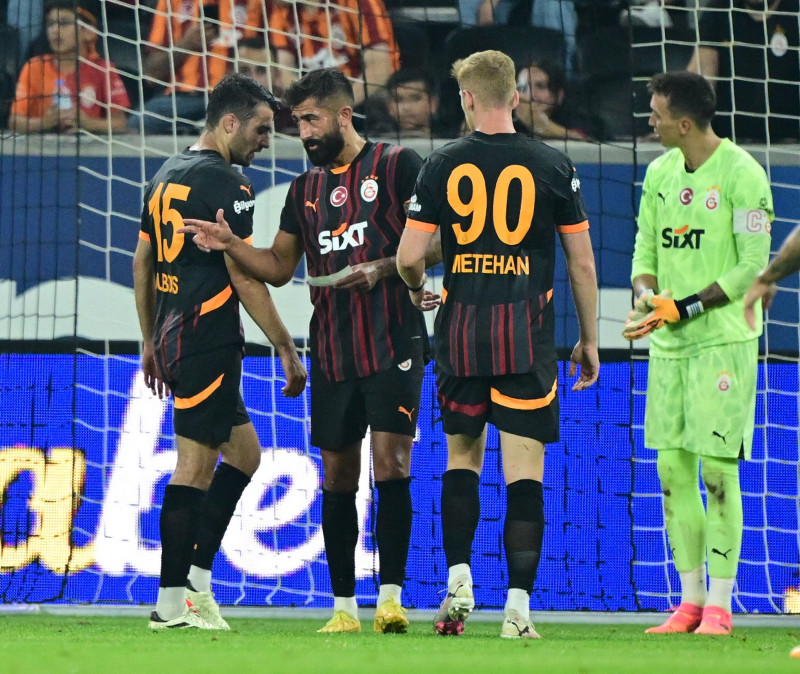 GALATASARAY TRANSFER HABERİ | Okan Buruk’un gözünden düşmüştü! O yıldıza talip çıktı