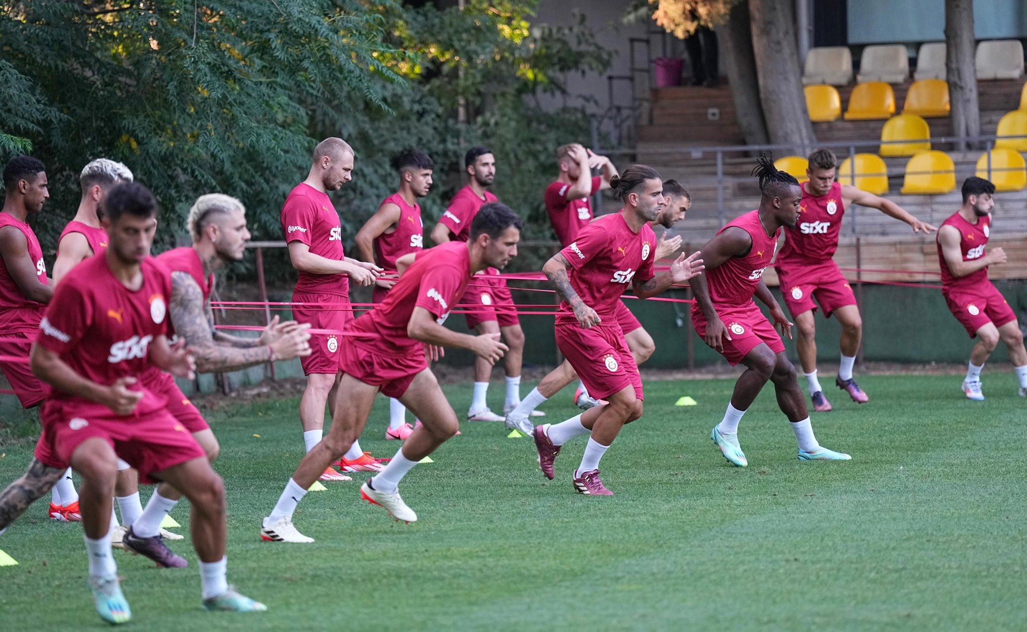 Galatasaray’da bir ayrılık daha! Yıldız isim Fransa yolcusu