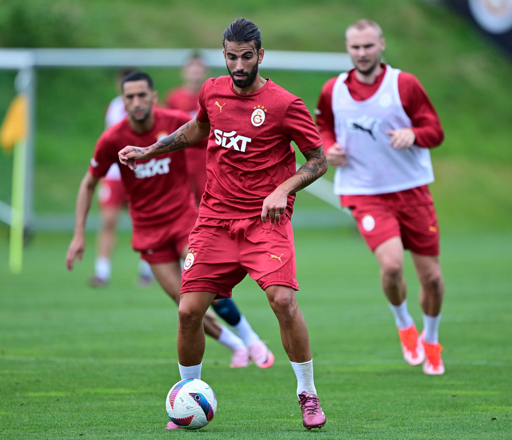 GALATASARAY TRANSFER HABERLERİ: Ayrılmak için dünyaları istedi! İşte Sergio Oliveira’nın şartları