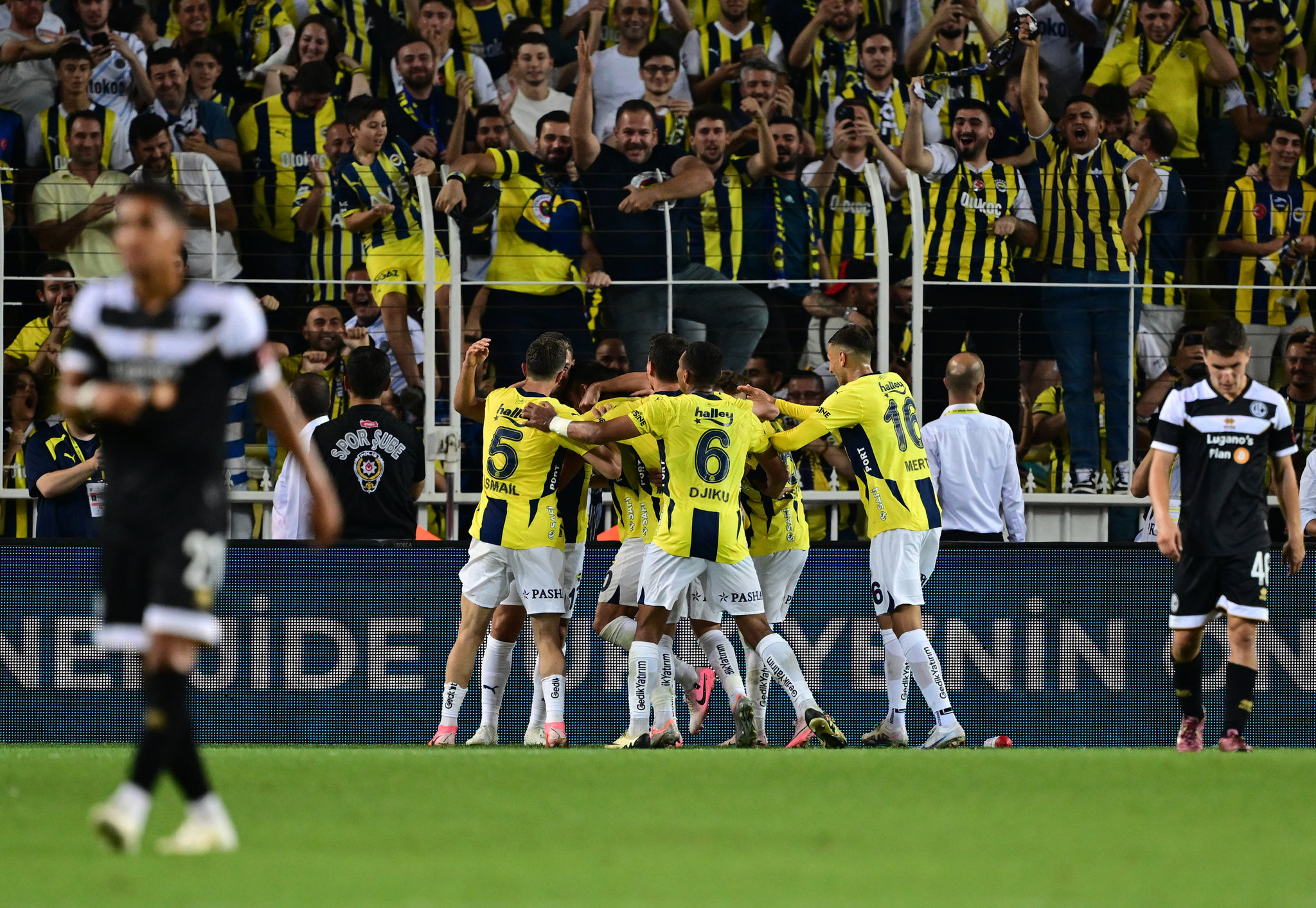 Fenerbahçe - Lugano maçında o noktaya dikkat çekti! Neden macera arıyorsun?