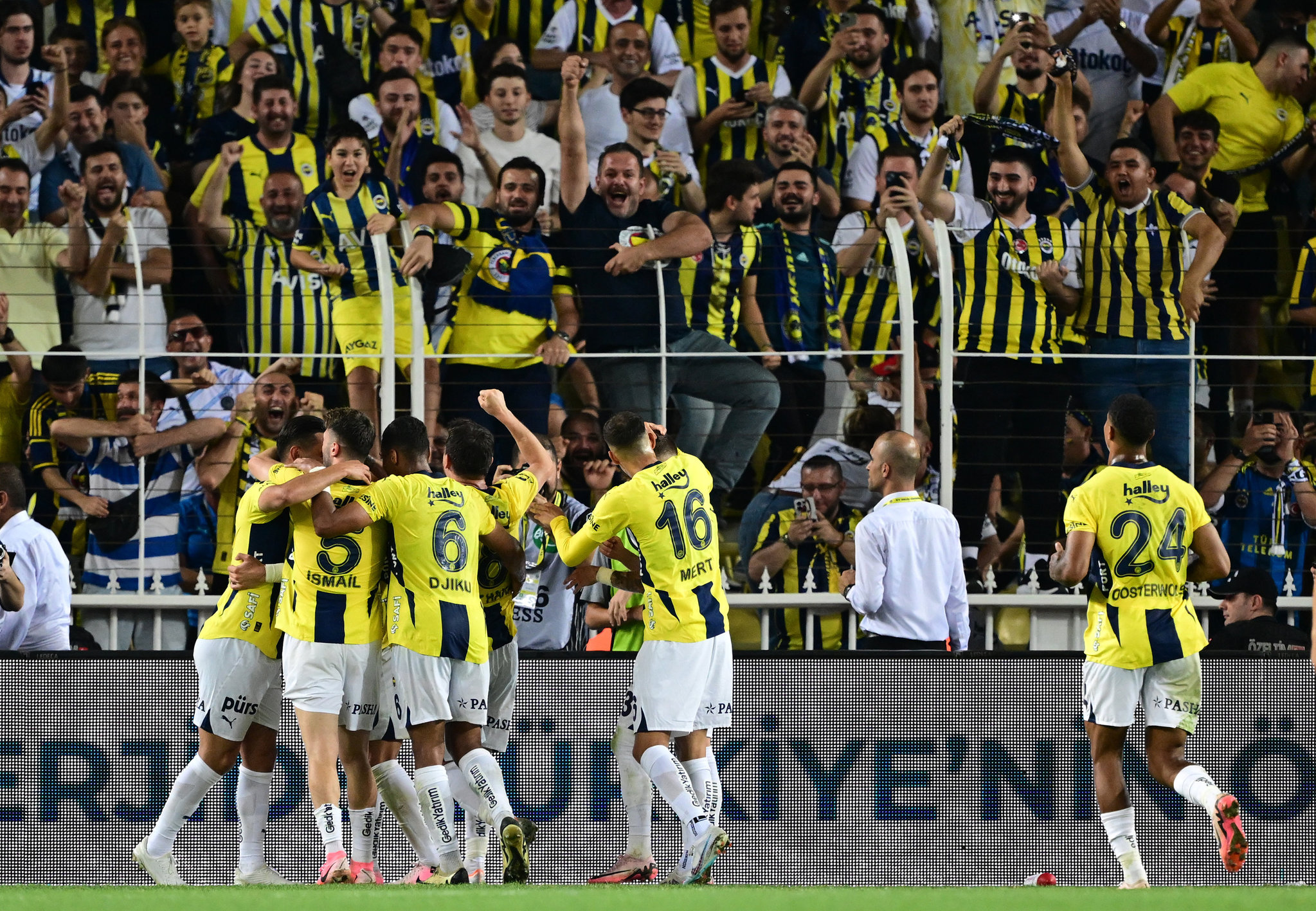 Fenerbahçe - Lugano maçında o noktaya dikkat çekti! Neden macera arıyorsun?