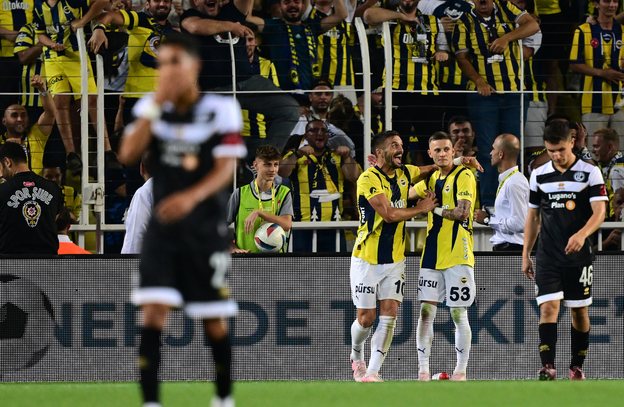 Fenerbahçe - Lugano maçında o noktaya dikkat çekti! Neden macera arıyorsun?