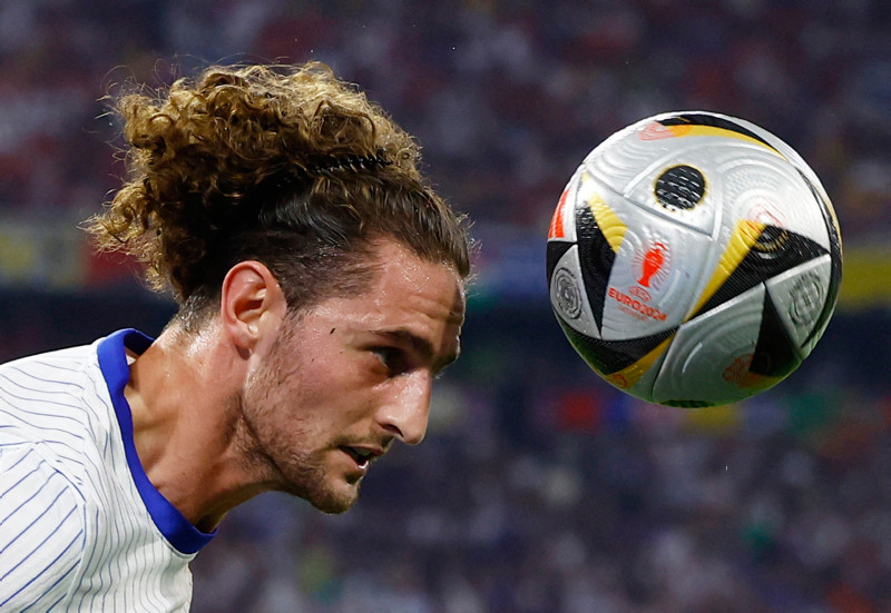 GALATASARAY TRASNFER HABERİ | Rabiot’tan müjdeli haber geldi! Taraftarlar çok sevinecek