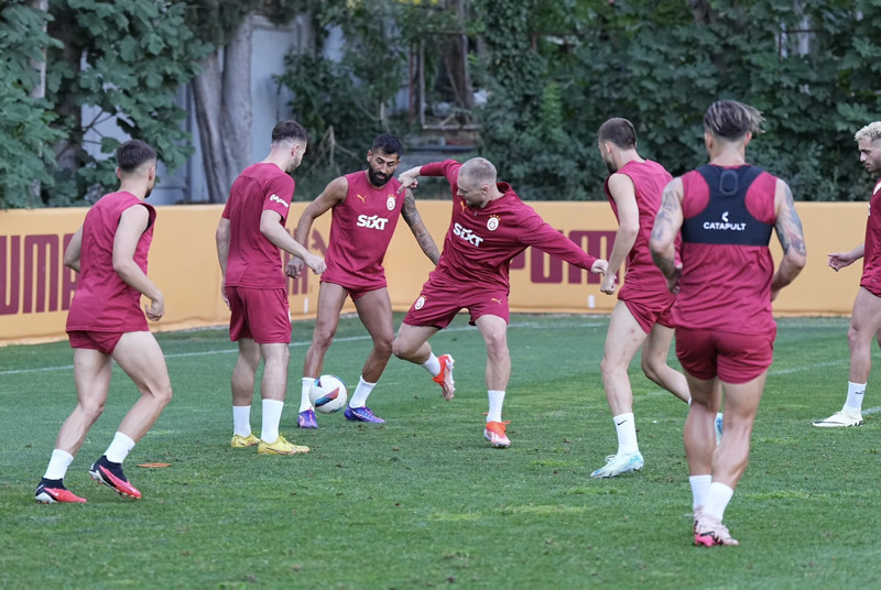 Galatasaray’dan orta sahaya ilaç gibi hamle! Premier Lig devinden gelecek