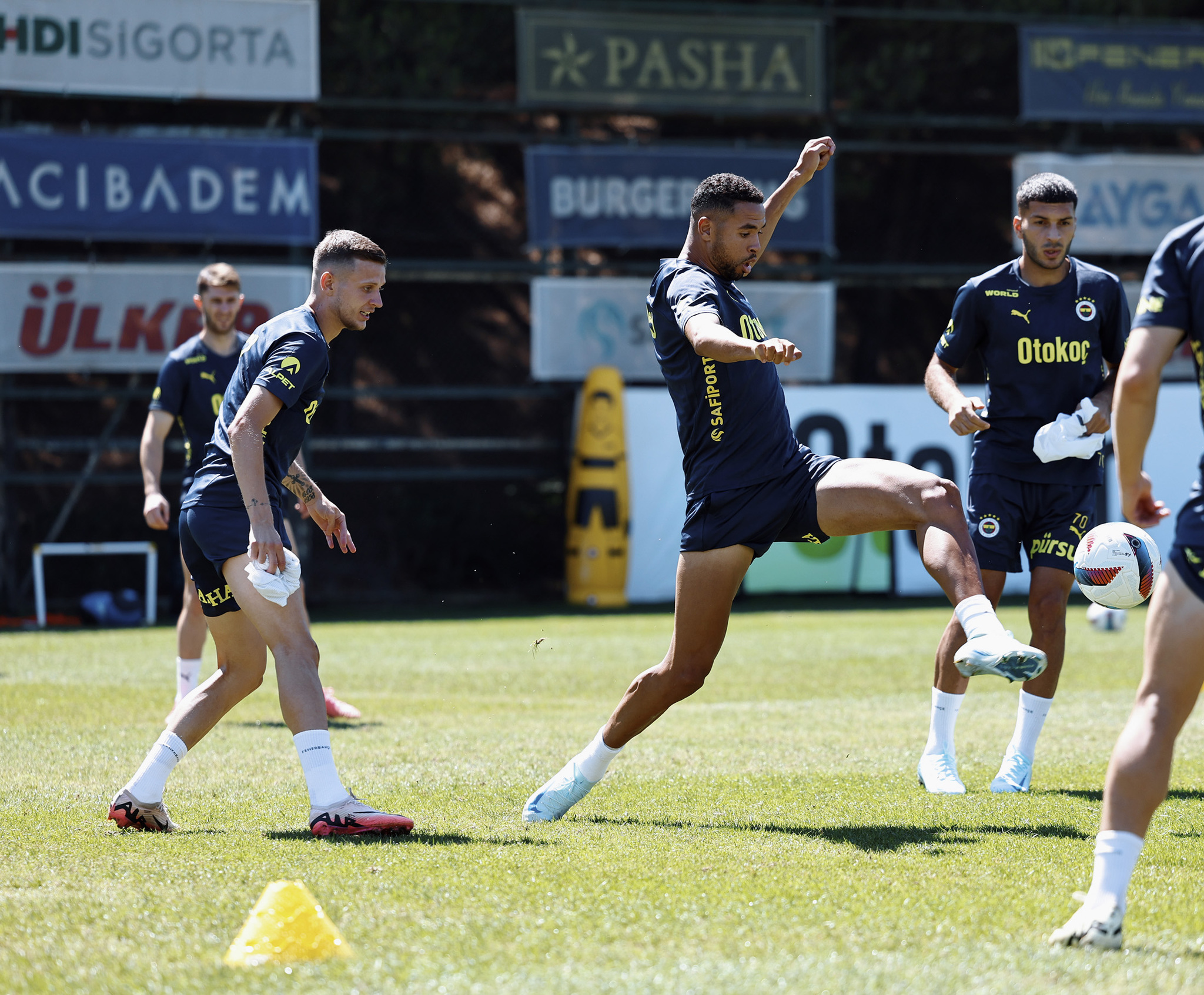 Fenerbahçe’de Jose Mourinho’dan çarpıcı Allan Saint-Maximin ve Youssef En-Nesyri kararı!