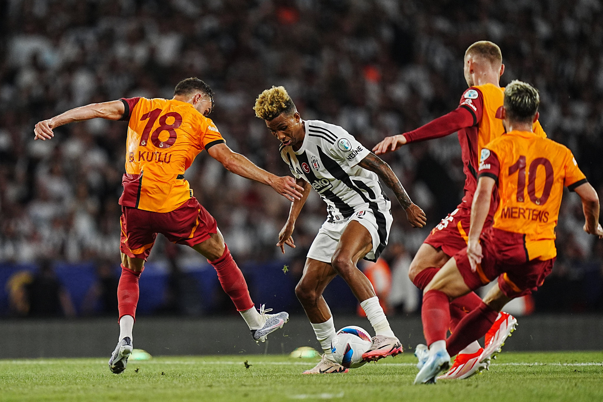 Galatasaray Beşiktaş maçı sonrası fatura ona kesildi! Okan Buruk’a yazar