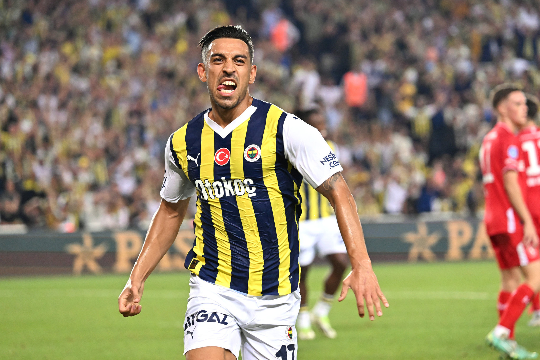 FENERBAHÇE TRANSFER HABERLERİ: İrfan Can Kahveci Avrupa devlerini peşine taktı! Resmi temaslar başladı