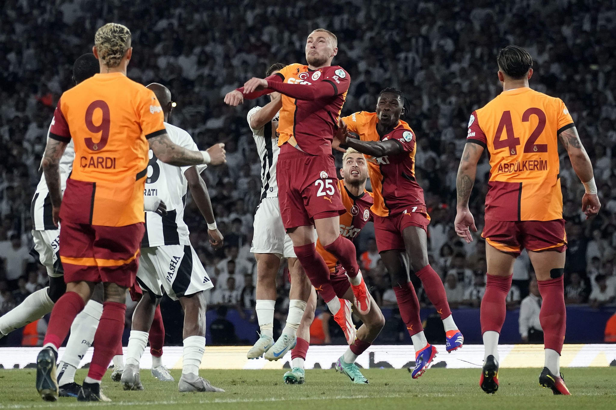 GALATASARAY HABERLERİ - Son şampiyon sahada! İşte Okan Buruk’un Hatayspor maçı muhtemel 11’i