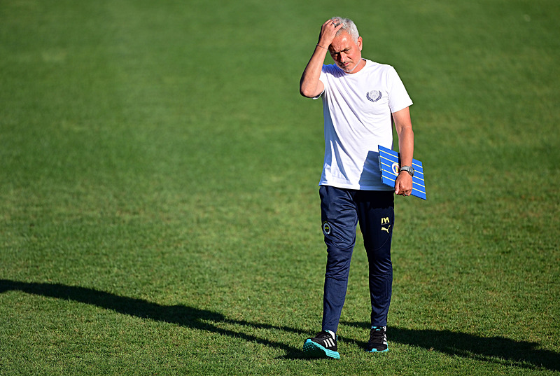 Galatasaray istiyordu! Fenerbahçe transferi bitiriyor