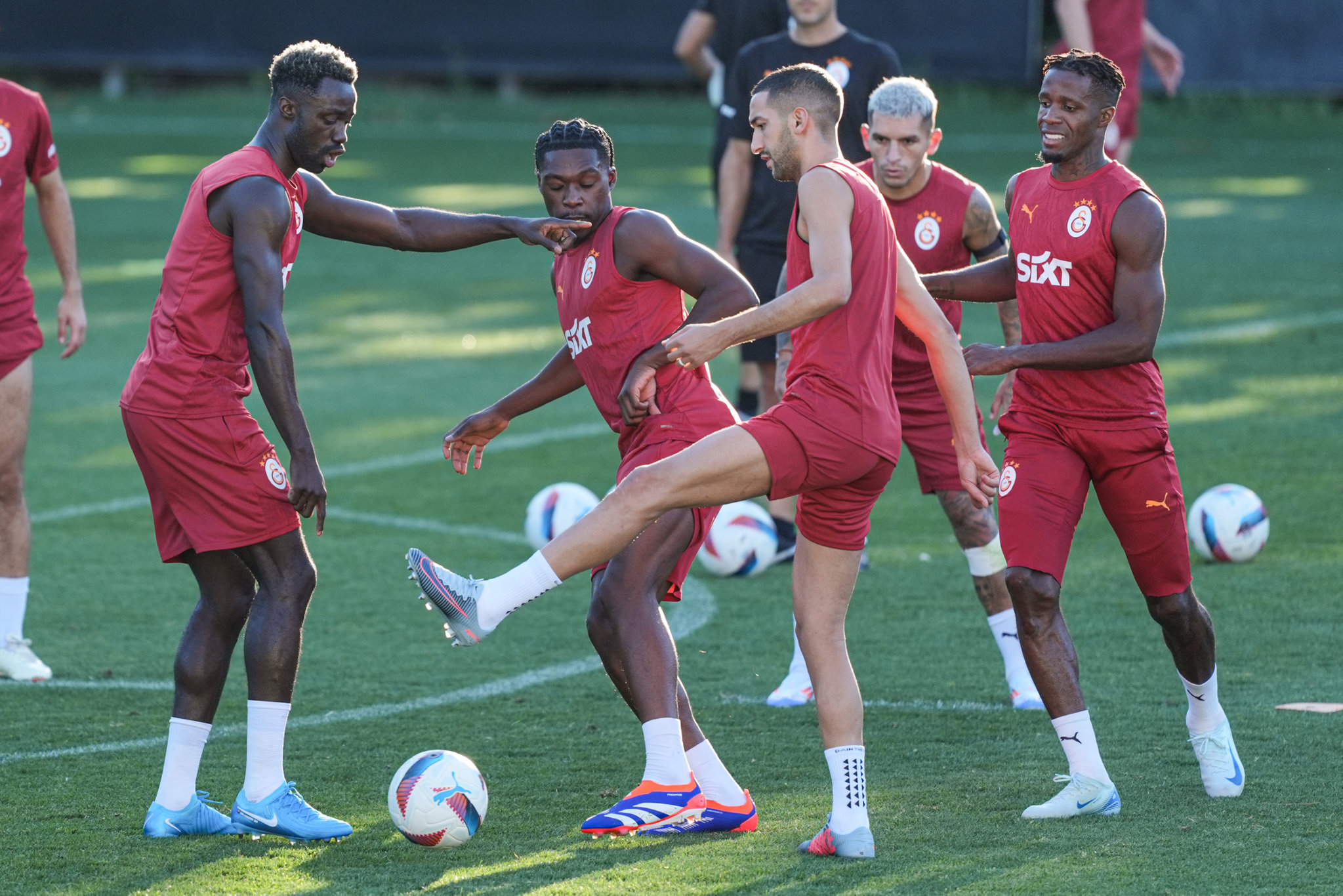 TRANSFER HABERİ - Galatasaray’da ayrılık şoku! Eski takımına gidiyor