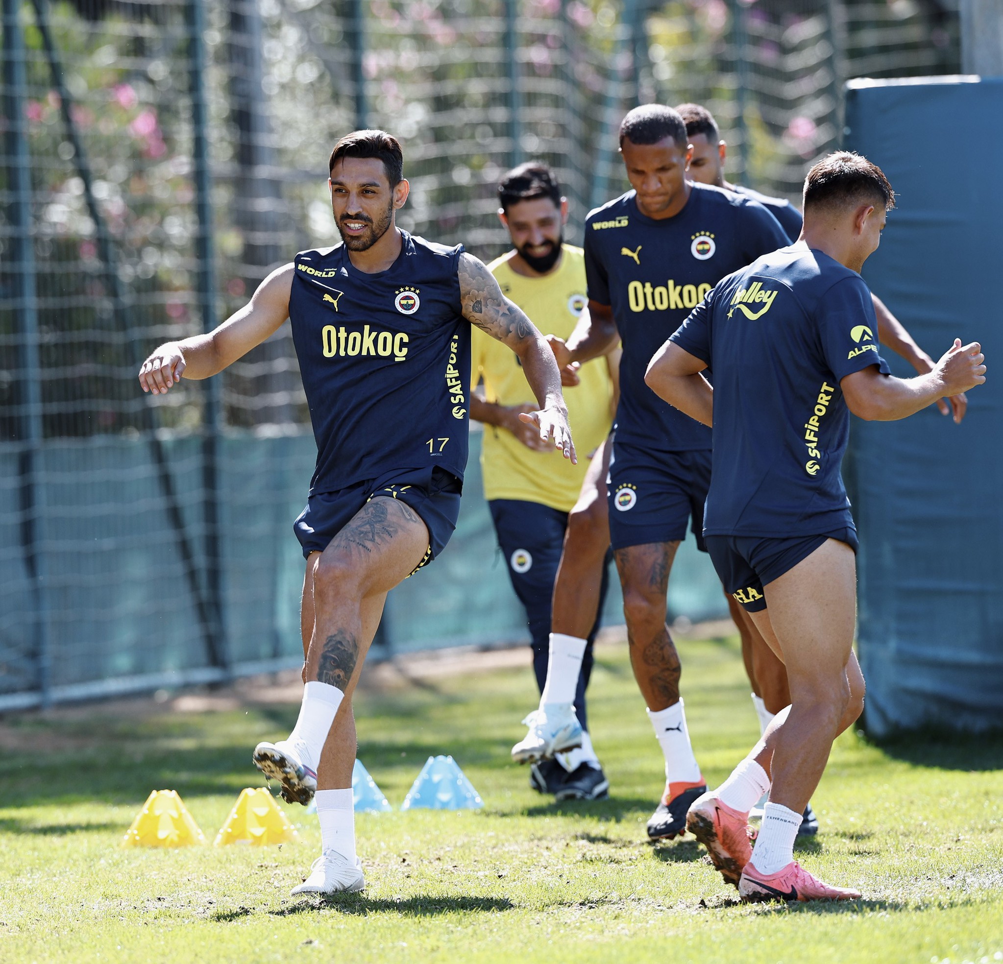 TRANSFER HABERİ - O isimden Fenerbahçe’ye yakın takip!