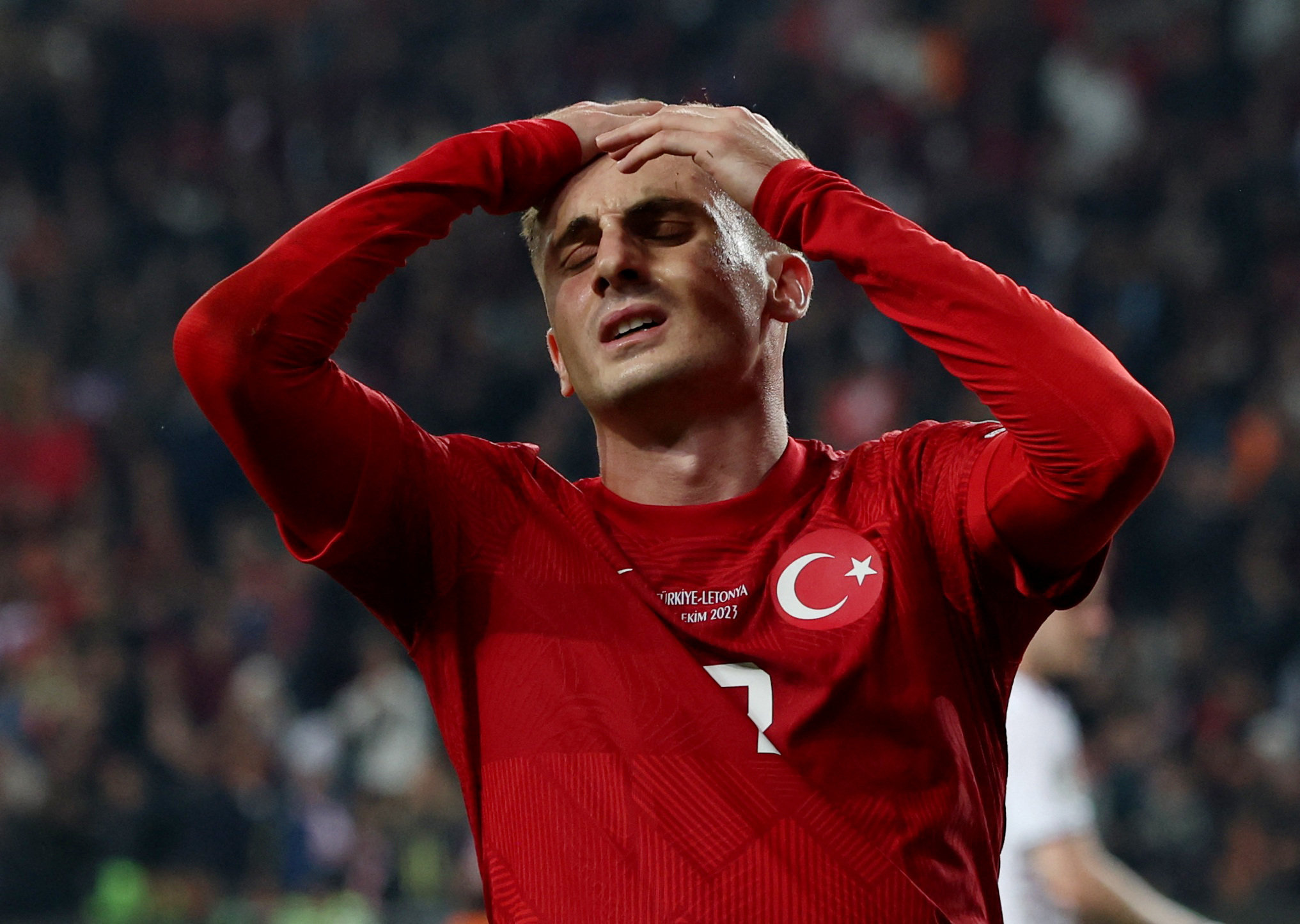 TRANSFER HABERİ: Kerem Aktürkoğlu bu kez Galatasaray’a veda ediyor! İşte sözleşme şartları