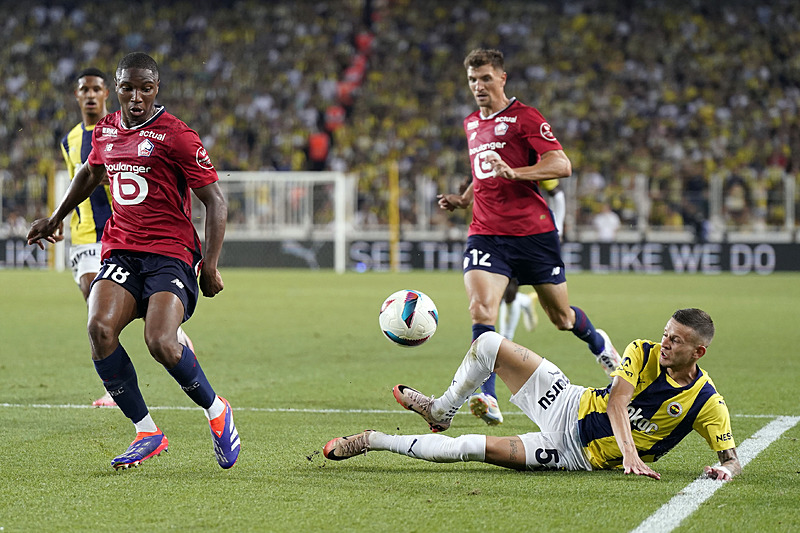 Spor yazarları Fenerbahçe - Lille maçını değerlendirdi