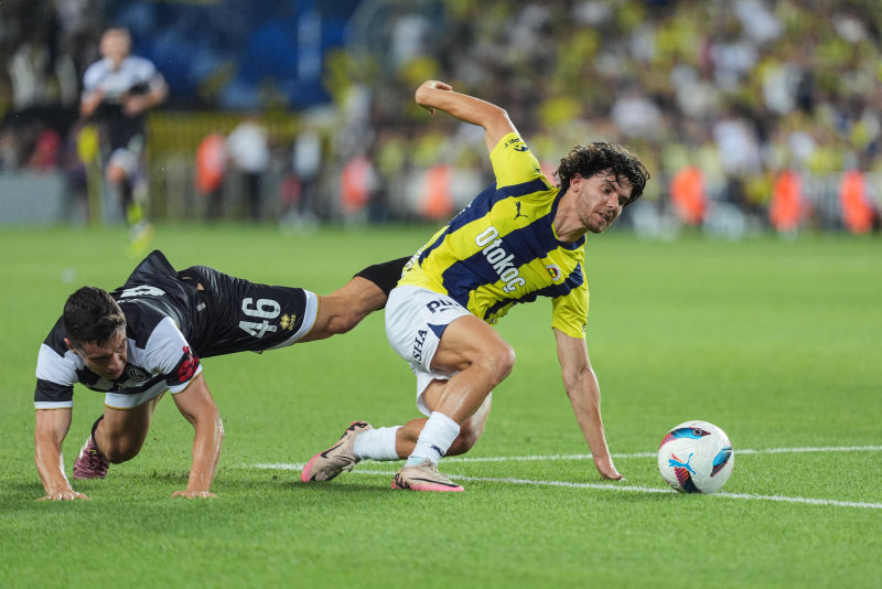 FENERBAHÇE TRANSFER HABERLERİ: Ferdi Kadıoğlu yuvadan uçuyor! Bonservis bedeli...