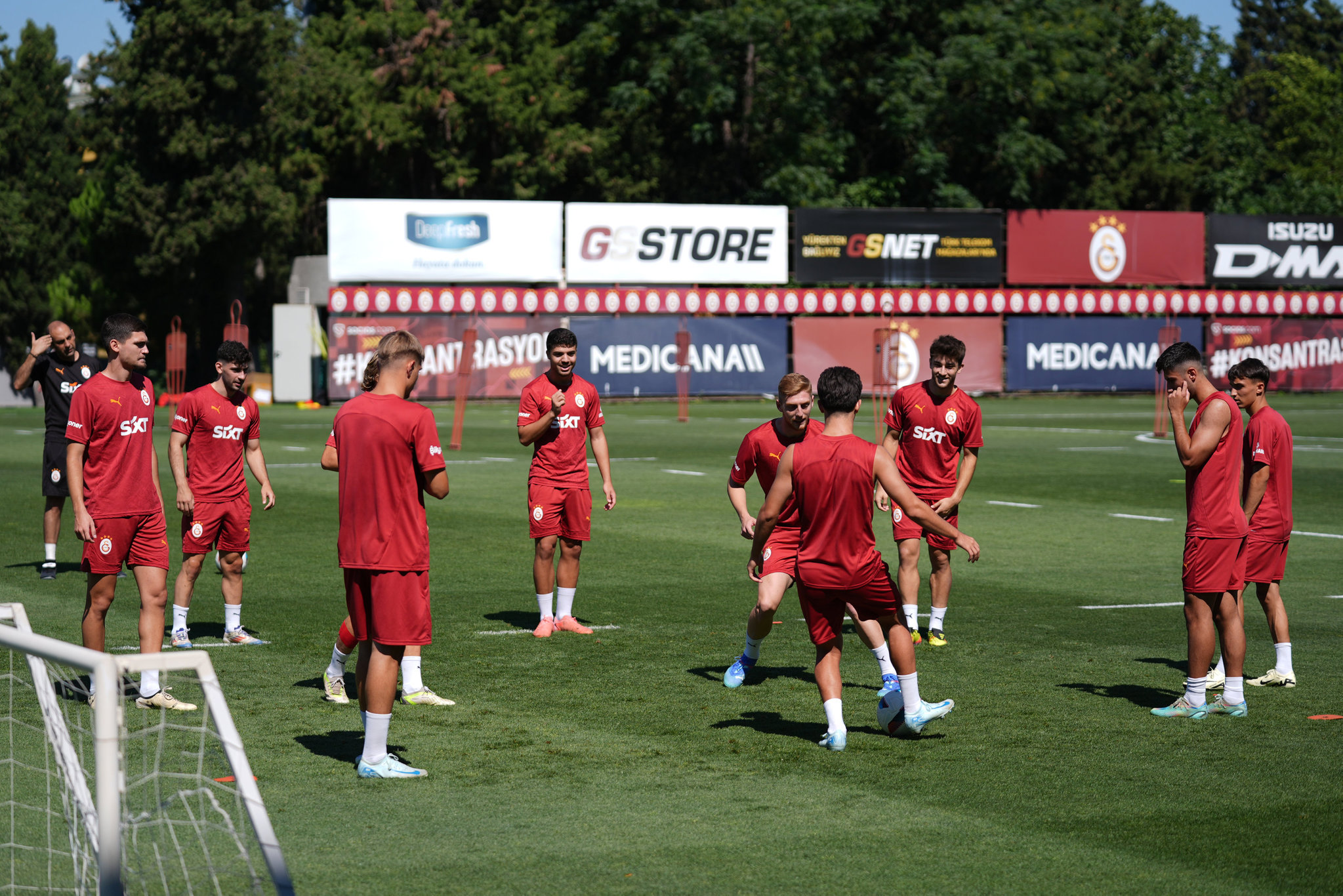 Okan Buruk’tan sürpriz Icardi kararı! İşte Galatasaray’ın Konyaspor maçı muhtemel 11’i...