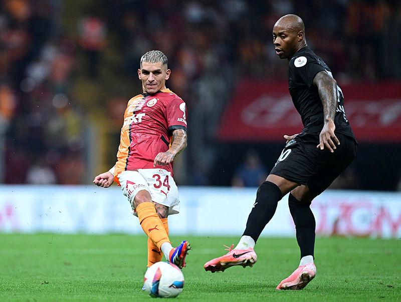 Okan Buruk’tan sürpriz Icardi kararı! İşte Galatasaray’ın Konyaspor maçı muhtemel 11’i...