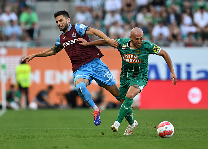 Spor yazarları Rapid Wien - Trabzonspor maçını değerlendirdi! Yüreğini ortaya koyan ikinci bir futbolcu yok