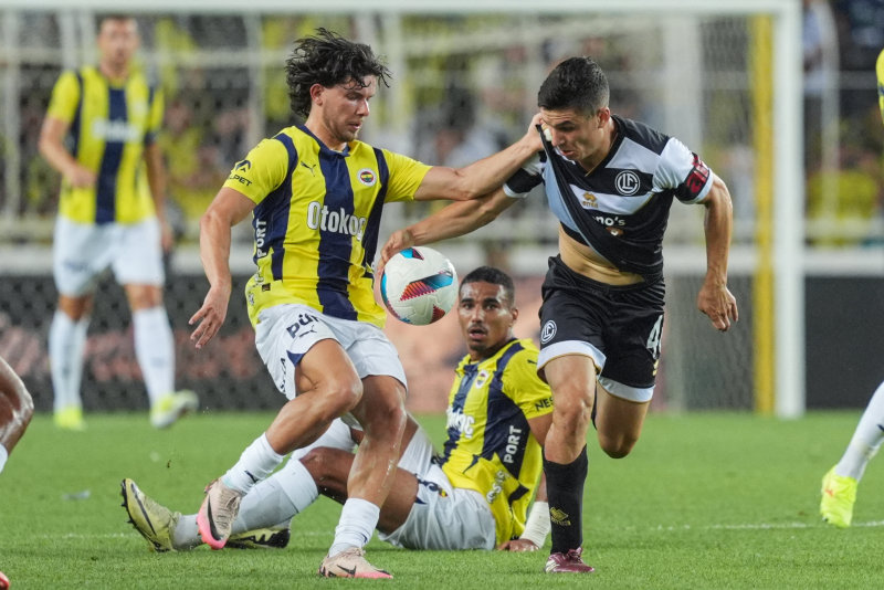 FENERBAHÇE HABERİ | Ferdi Kadıoğlu transferinde ters köşe!