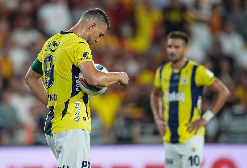 Spor yazarları Göztepe - Fenerbahçe maçını değerlendirdi! Jose Mourinho’nun yaptığı deneme...