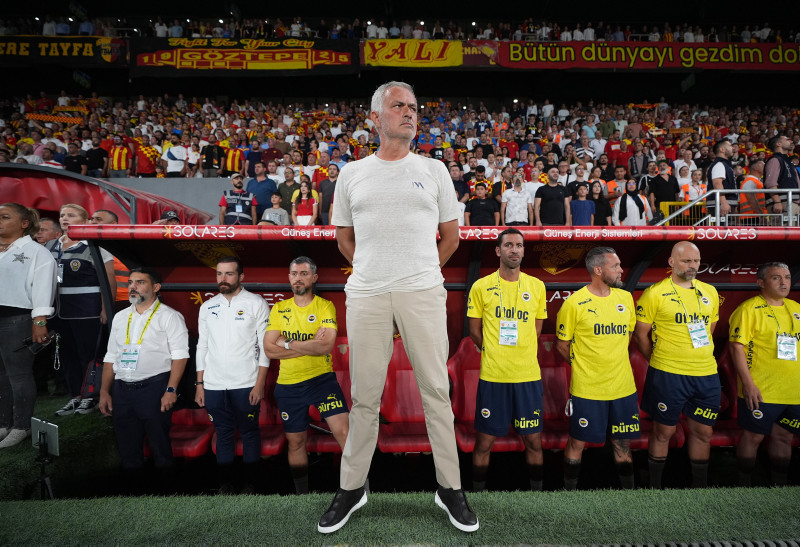 Fenerbahçe’de ayrılık depremi! 11 futbolcu birden...