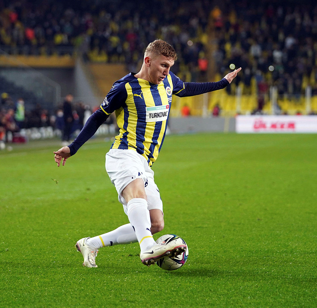 Fenerbahçe’de ayrılık depremi! 11 futbolcu birden...
