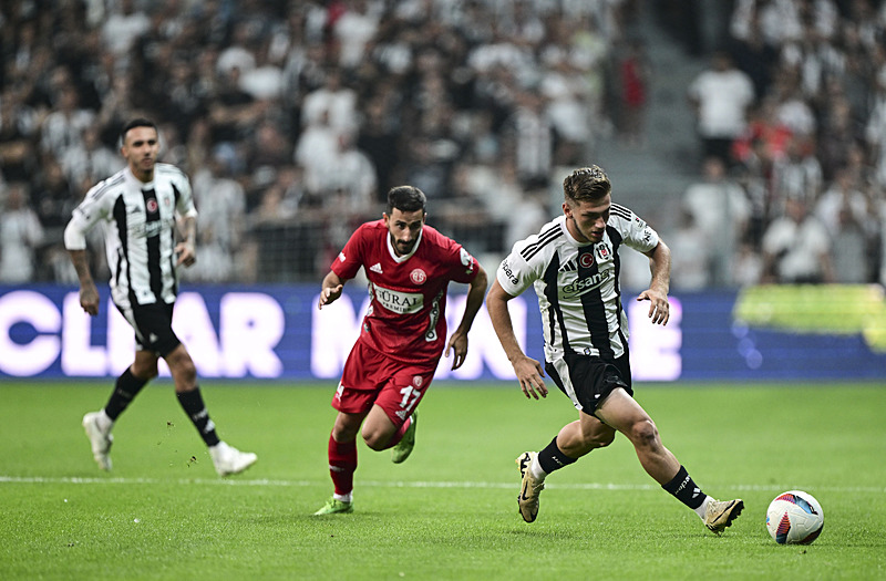 Spor yazarları Beşiktaş - Antalyaspor maçını yorumladı