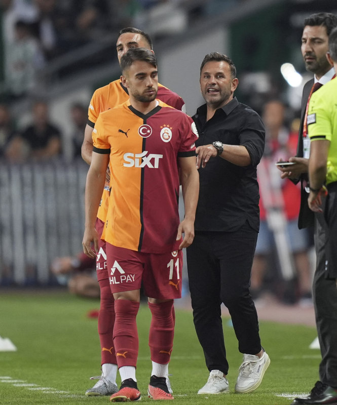 Galatasaray avantaj peşinde! İşte Okan Buruk’un Young Boys maçı muhtemel 11’i...