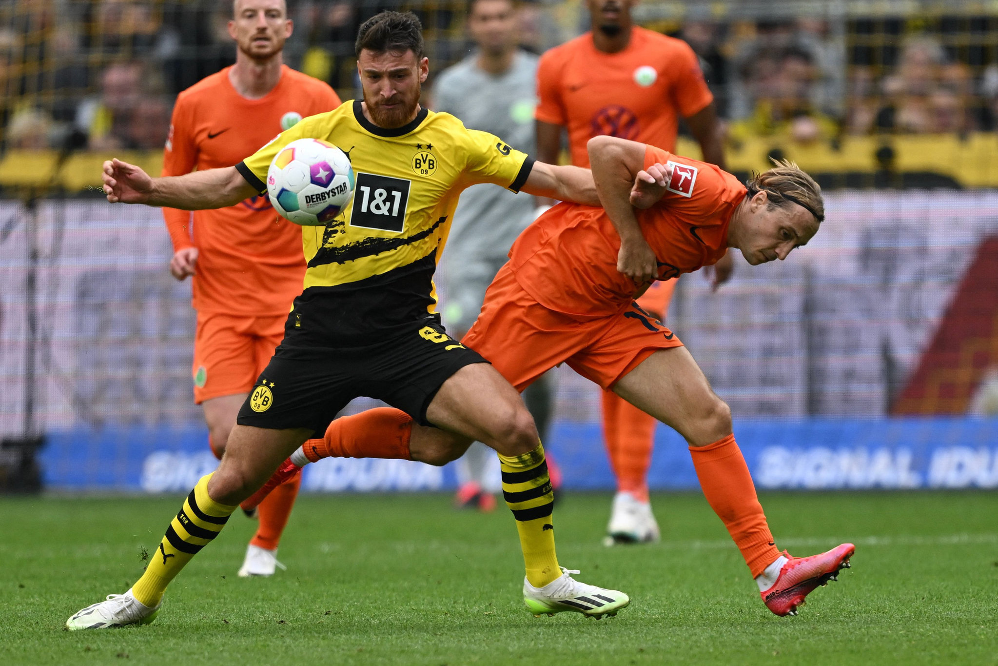 TRANSFER HABERLERİ: Alman basınından Galatasaray iddiası! ’Borussia Dortmund görüşmeye açık’