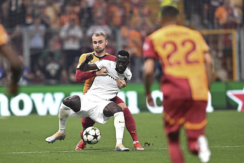 Galatasaray Young Boys maçı sonrası flaş sözler! Tam bir fiyasko