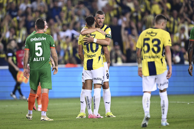 Spor yazarları Fenerbahçe - Corendon Alanyaspor maçını değerlendirdi!