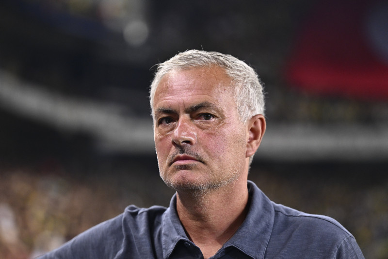 Fenerbahçe’den çifte transfer bombası! Mourinho isterse...