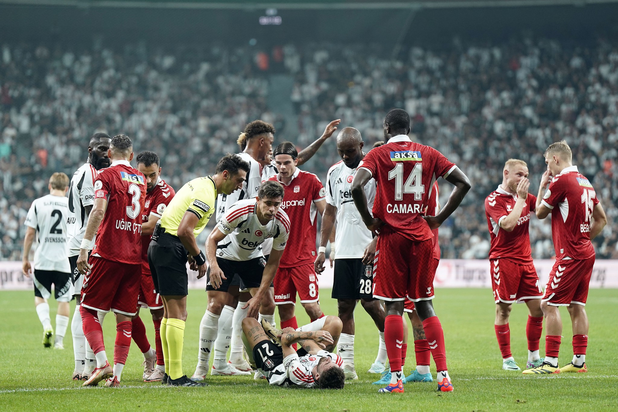 Spor yazarları Beşiktaş - Sivasspor maçını değerlendirdi!