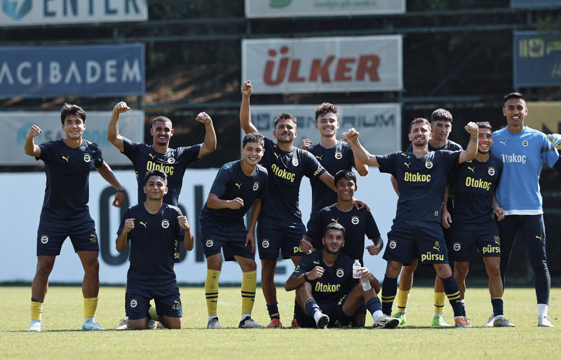 TRANSFER HABERİ: Fenerbahçe’ye bir Polonyalı daha! Szymanski yakından tanıyor