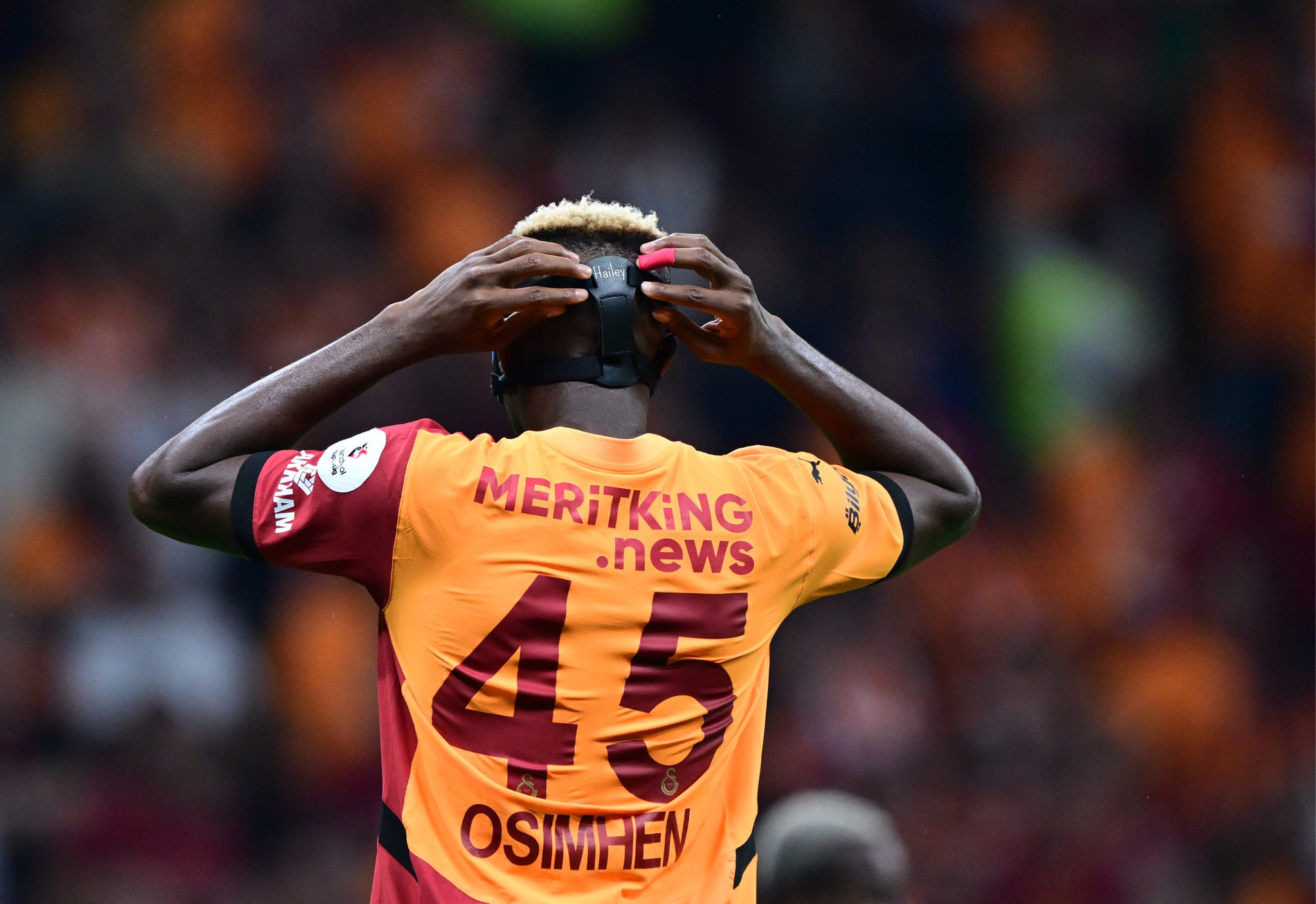 GALATASARAY HABERLERİ | Victor Osimhen transferinde şaşırtan olay! Taraftarlar şok olacak