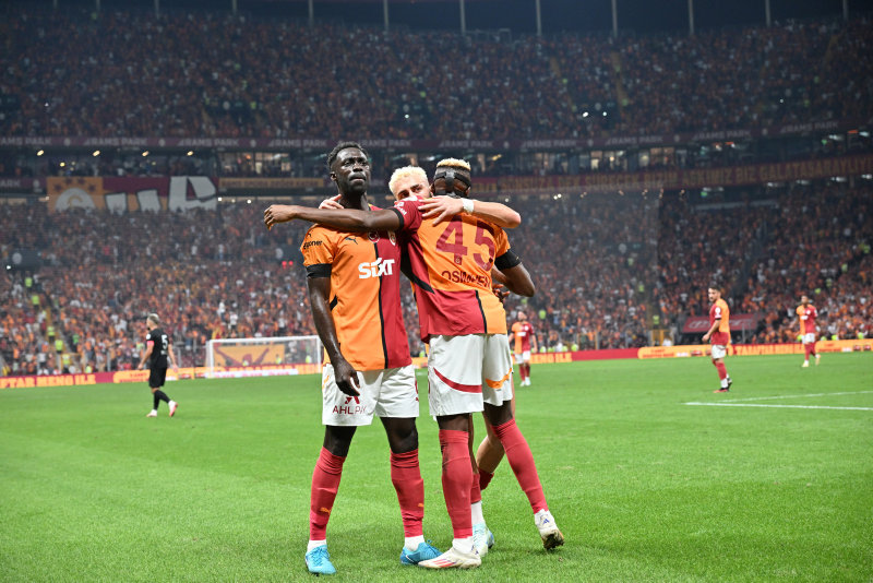 Spor yazarları Galatasaray - Çaykur Rizespor maçını değerlendirdi! Tekniği ve zekası göz kamaştırdı