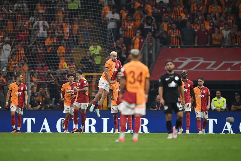 Spor yazarları Galatasaray - Çaykur Rizespor maçını değerlendirdi! Tekniği ve zekası göz kamaştırdı