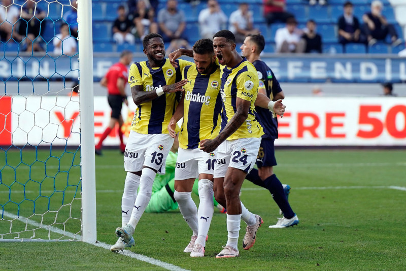 FENERBAHÇE HABERLERİ | Filip Kostic derbide oynayacak mı? Jose Mourinho kararını verdi!