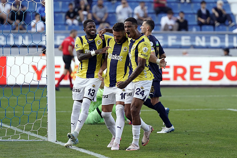 Fenerbahçe’ye 4 müjde birden! Derbide...