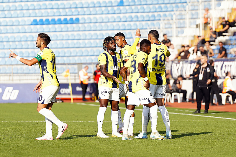 Fenerbahçe - Galatasaray derbisinin oranları belli oldu! İşte favori takım