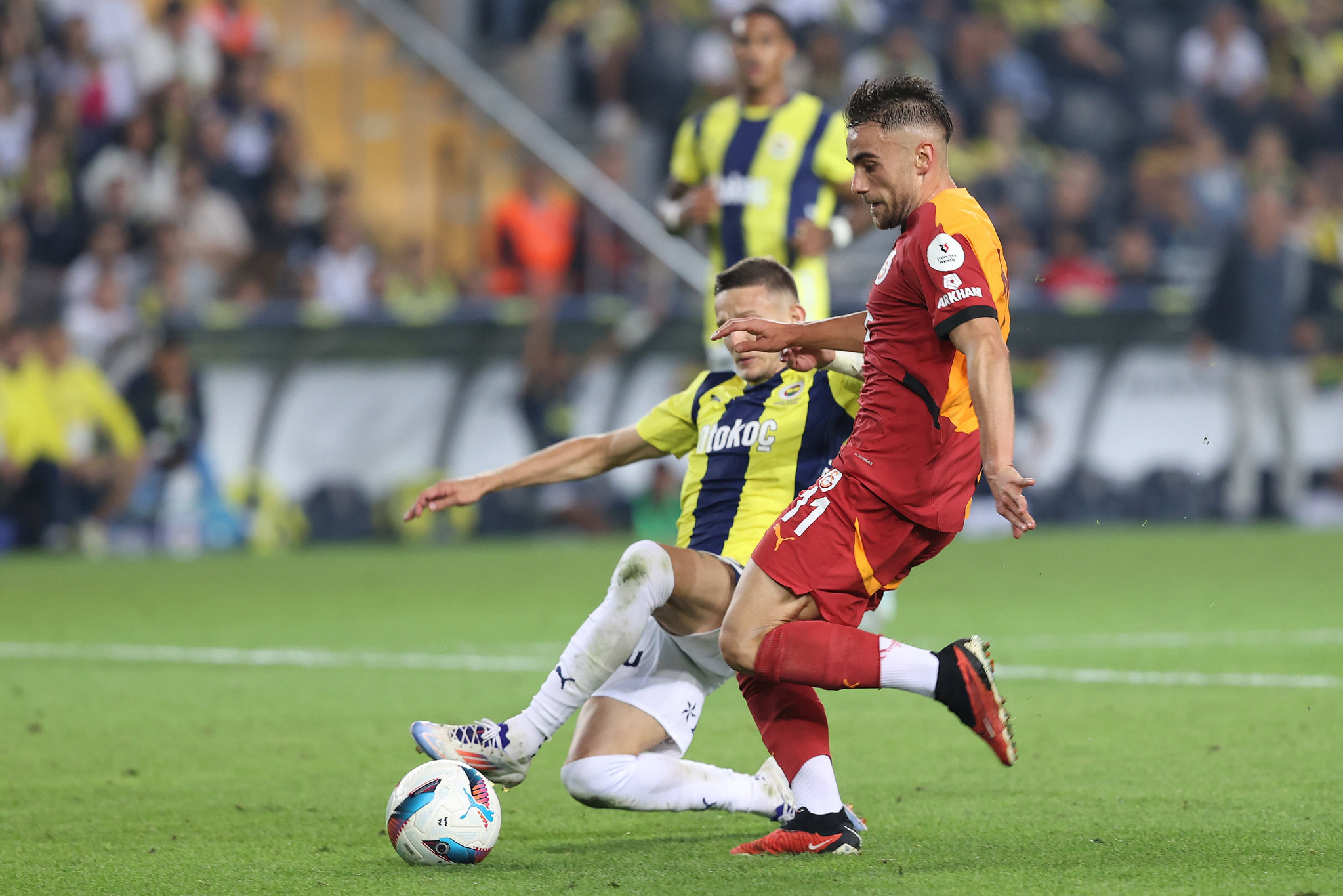 Spor yazarları Fenerbahçe - Galatasaray maçını değerlendirdi!