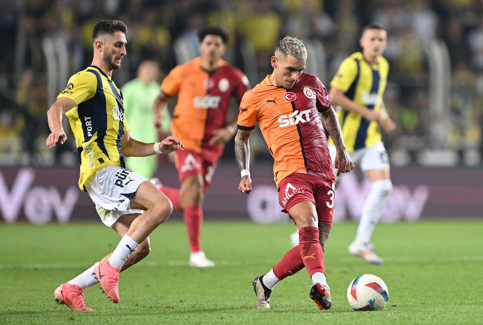 Spor yazarları Fenerbahçe - Galatasaray maçını değerlendirdi!