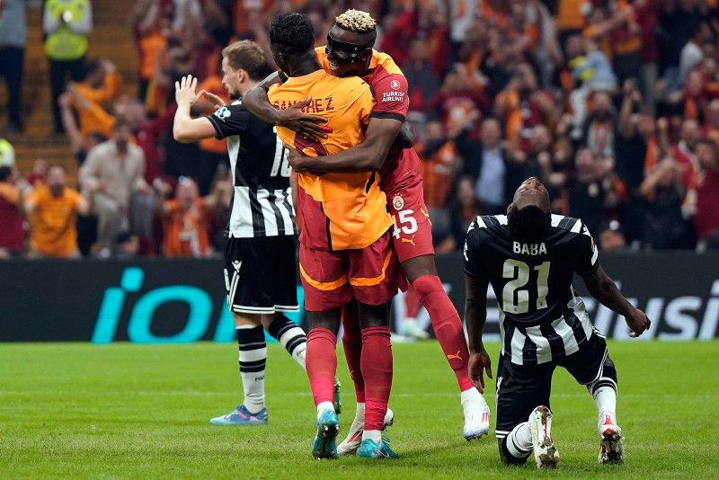 Spor yazarları Galatasaray - PAOK maçını değerlendirdi! Yine ahtapot gibiydi