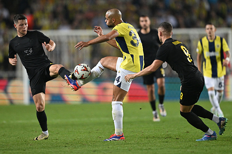 Dış basından Fenerbahçe yorumu: Boyun eğmek zorunda kaldı!