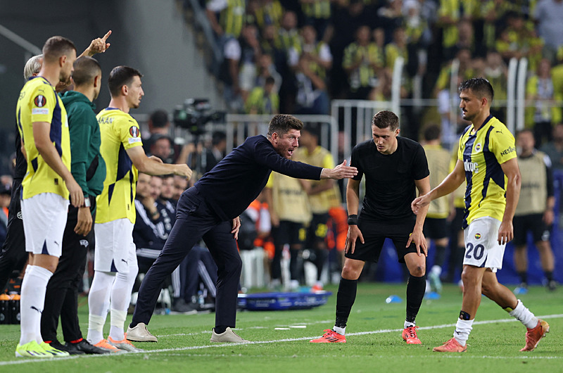 Dış basından Fenerbahçe yorumu: Boyun eğmek zorunda kaldı!