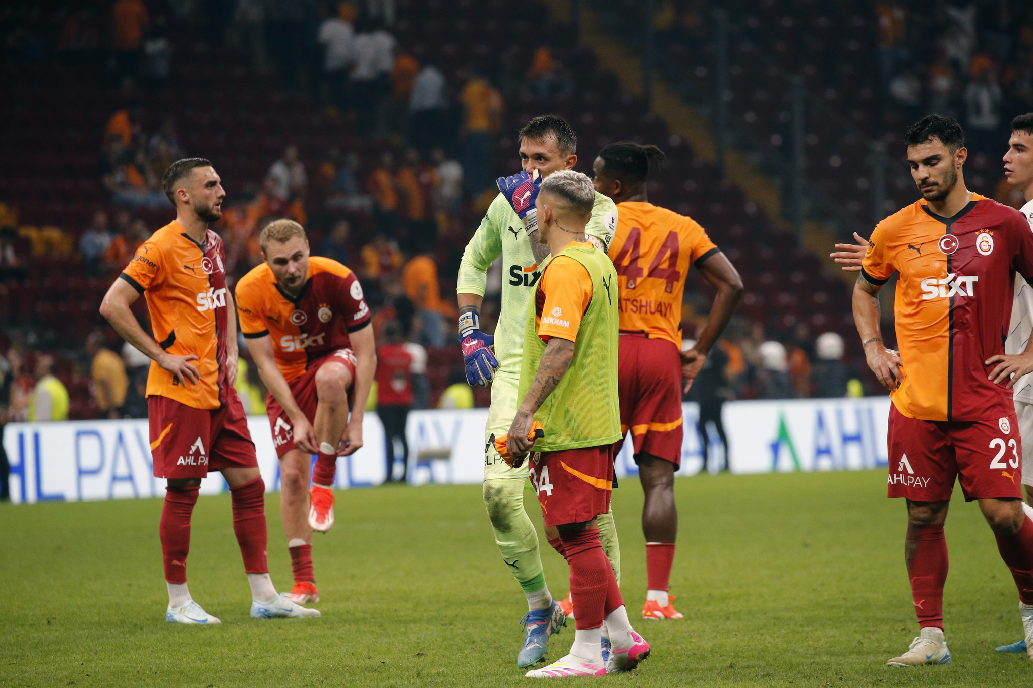 GALATASARAY HABERİ - Okan Buruk’tan dev rotasyon! O isimler gözden düştü